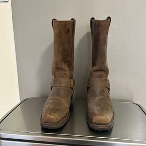FRYE HARNESS BOOTS 12R WOMENS